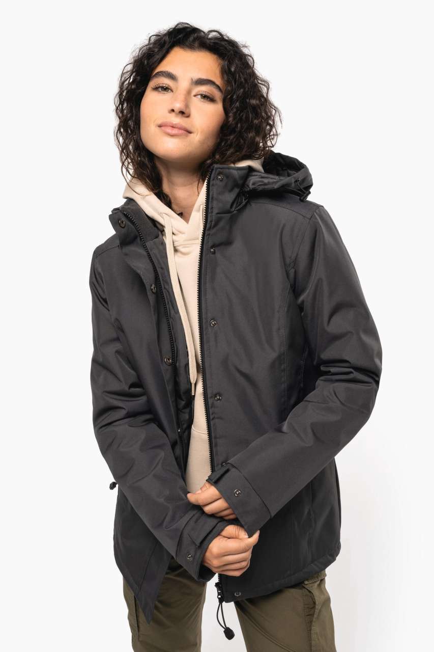 ka6108 NŐI PARKA